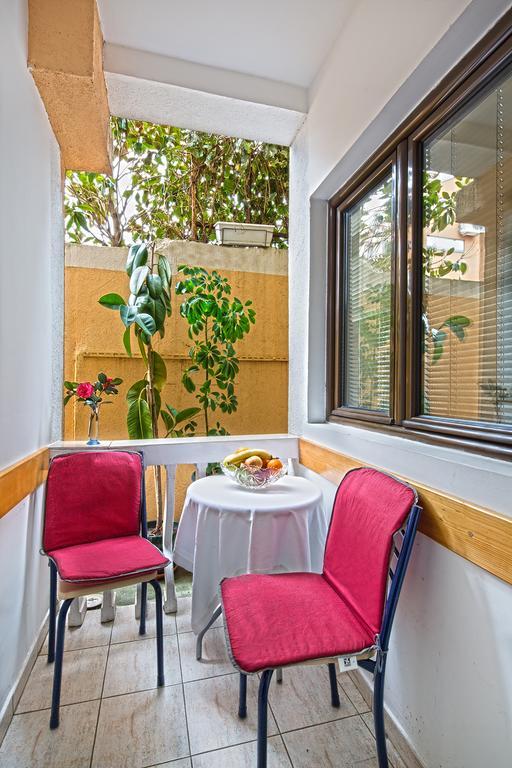 Guest House Harmonia Budva Eksteriør billede